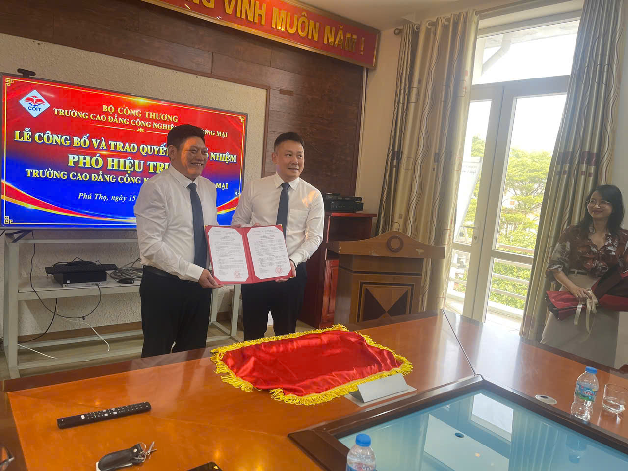 Lễ công bố Quyết định bổ nhiệm chức danh Phó Hiệu trưởng trường Cao đẳng Công nghiệp và Thương mại, nhiệm kỳ 2026-2031