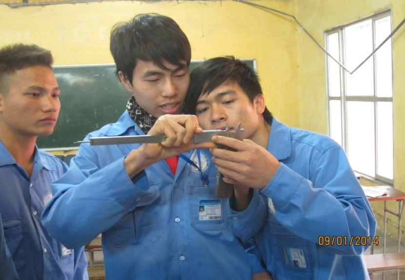 hoatdong01